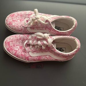 Kids size 4 pink vans!